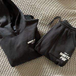 White Fox Boutique Vol. 3 Matching Sweats Hoodie and Sweatpants Size M/L Shadow